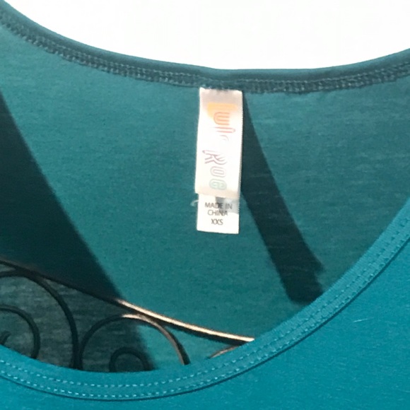 LulaRoe Classic T XXS - Picture 3 of 3